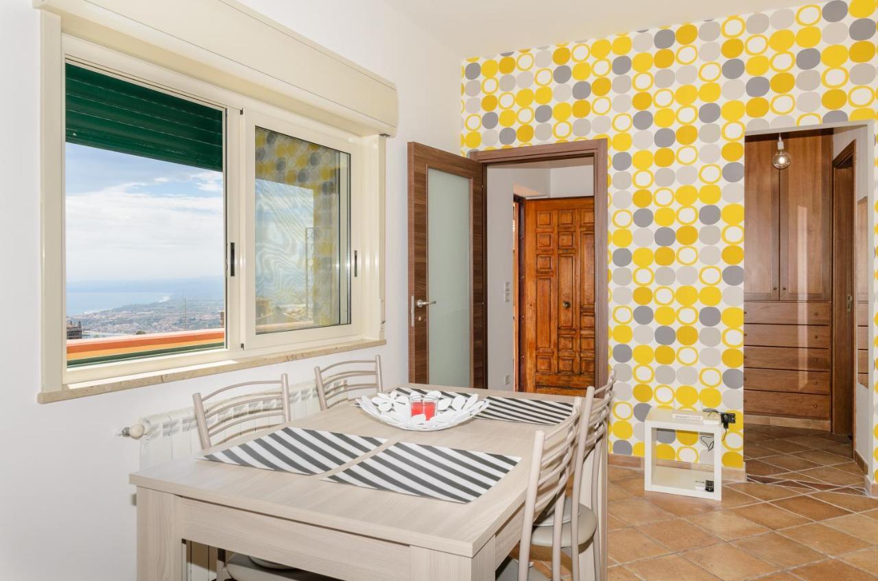 Sunset Holiday Home تاورمينا المظهر الخارجي الصورة