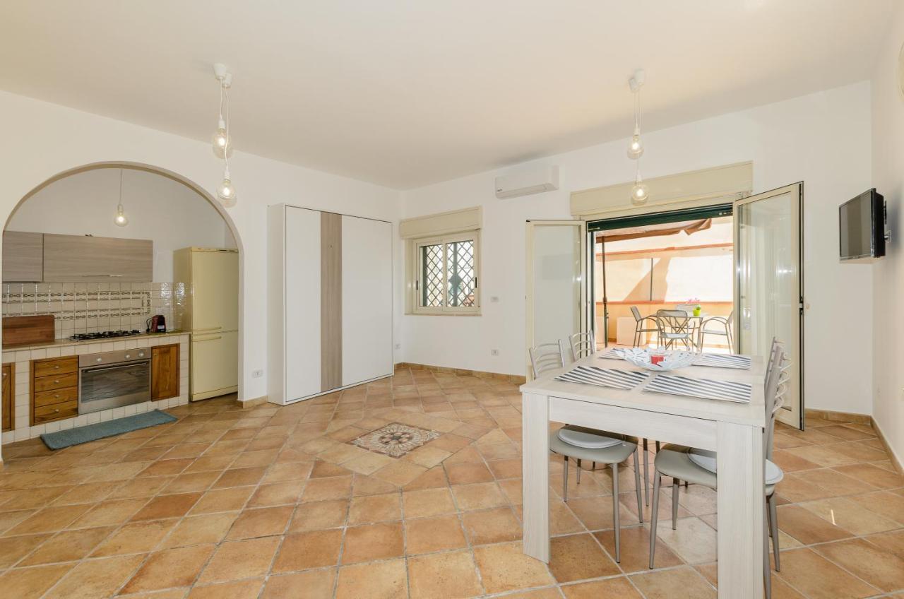 Sunset Holiday Home تاورمينا المظهر الخارجي الصورة